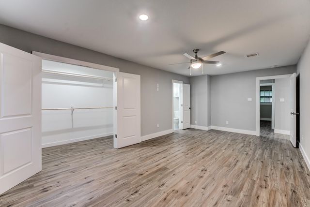 5535 Elm Springs Drive, Houston, TX 77048