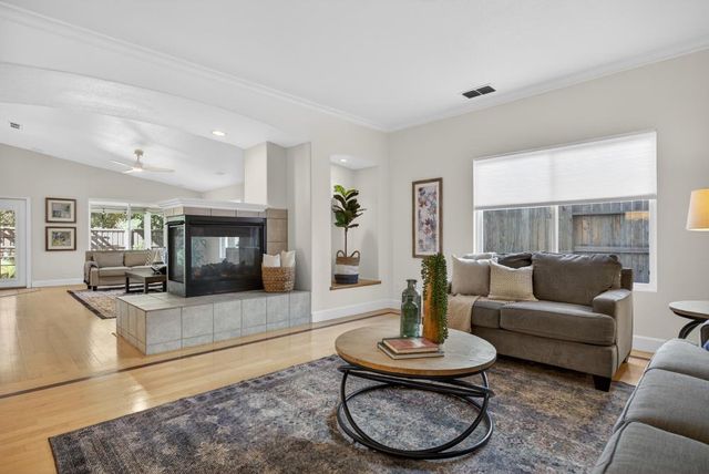 2115 Bearden St, Davis, CA 95618