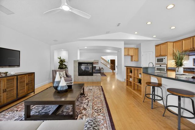 2115 Bearden St, Davis, CA 95618