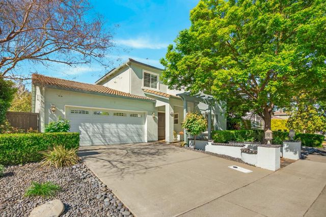 2115 Bearden St, Davis, CA 95618