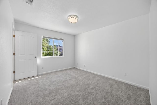 2115 Bearden St, Davis, CA 95618