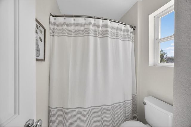 2115 Bearden St, Davis, CA 95618