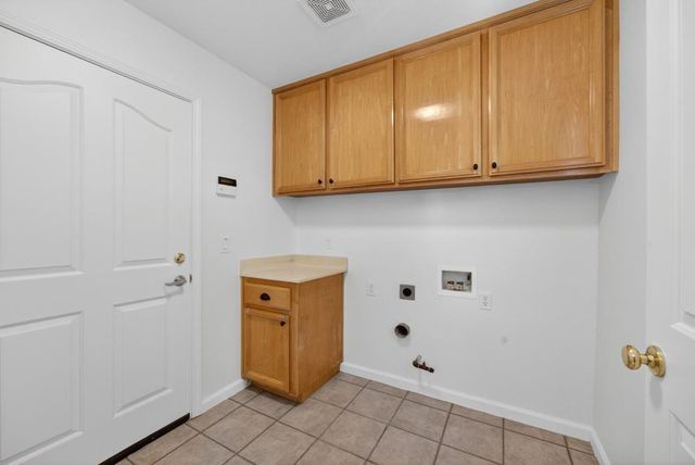 2115 Bearden St, Davis, CA 95618