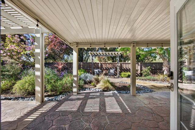 2115 Bearden St, Davis, CA 95618