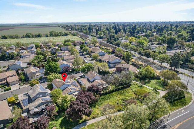 2115 Bearden St, Davis, CA 95618