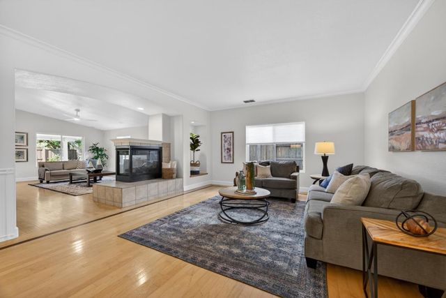 2115 Bearden St, Davis, CA 95618