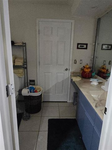 4889 BRIGITTA DRIVE, Sarasota, FL 34241