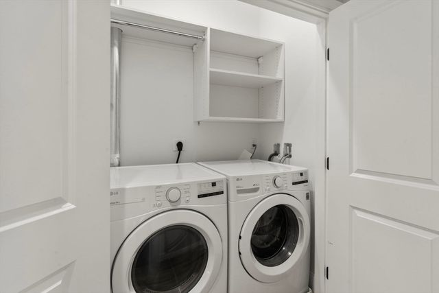 123-125 Centre St TH6, Boston, MA 02124