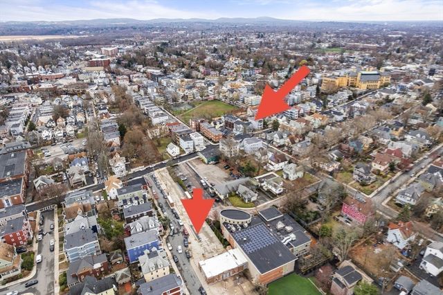 123-125 Centre St TH6, Boston, MA 02124