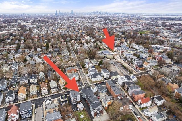 123-125 Centre St TH6, Boston, MA 02124