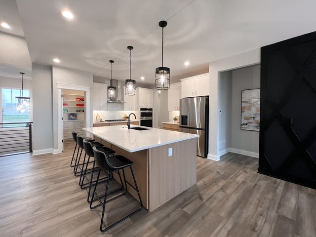 1238 Parkside Drive, Sycamore, IL 60178