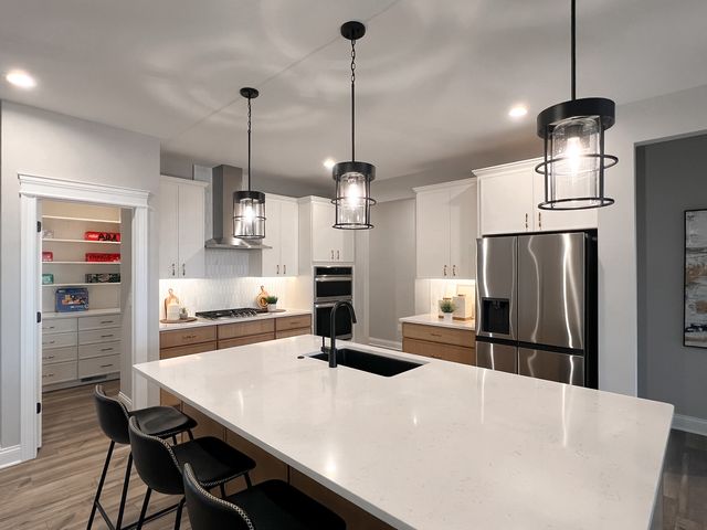 1238 Parkside Drive, Sycamore, IL 60178