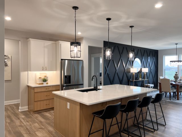 1238 Parkside Drive, Sycamore, IL 60178