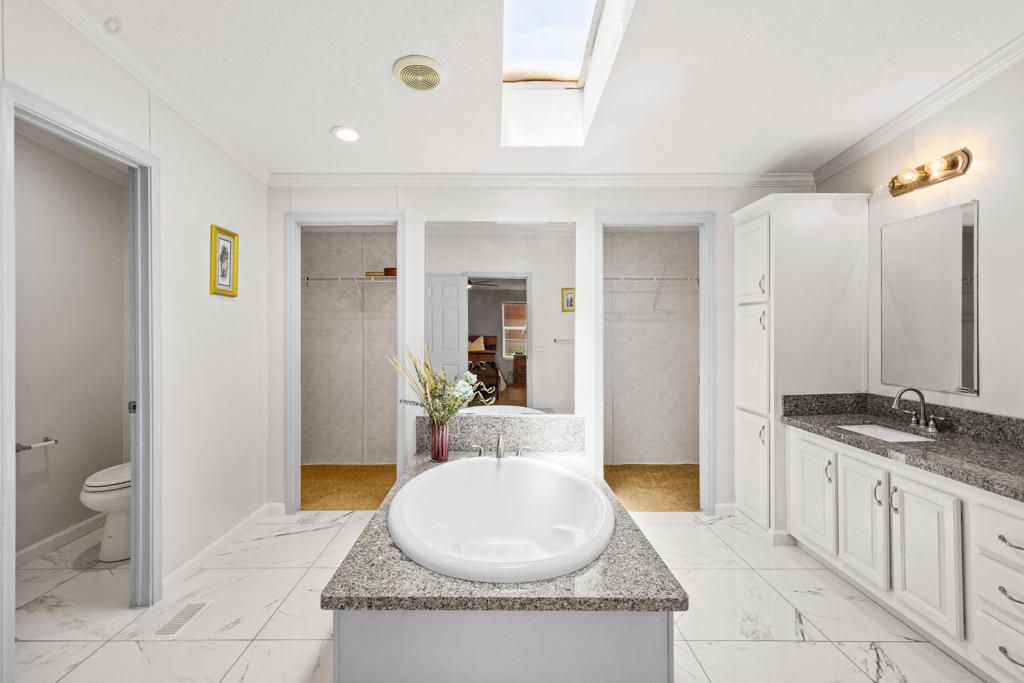 Image 18 of property listing at 35461 Mexico Way, Thousand Palms, CA 92276