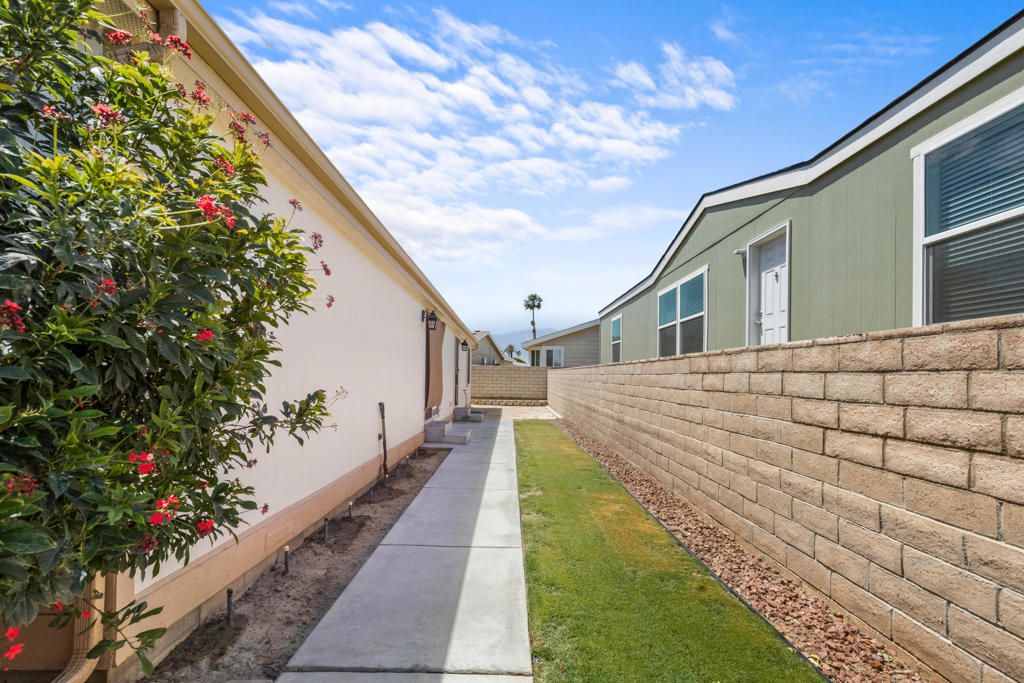 Image 31 of property listing at 35461 Mexico Way, Thousand Palms, CA 92276