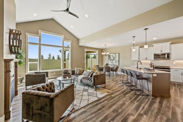 18096 N Morton Ct, Colbert, WA 99005