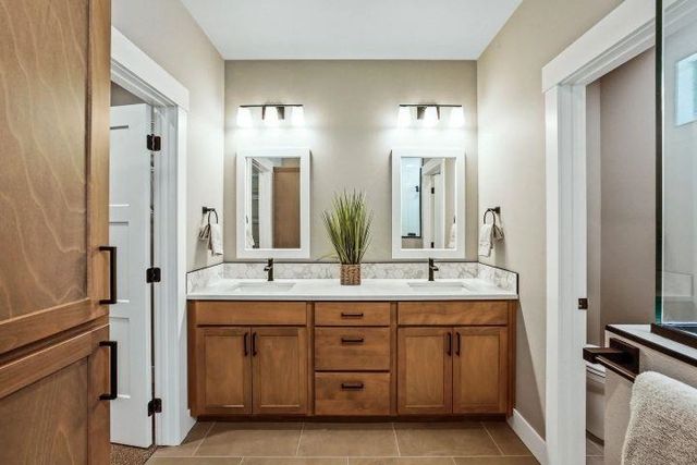 18096 N Morton Ct, Colbert, WA 99005