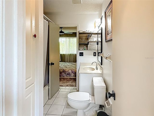 601 E SEMINOLE DRIVE, Venice, FL 34293