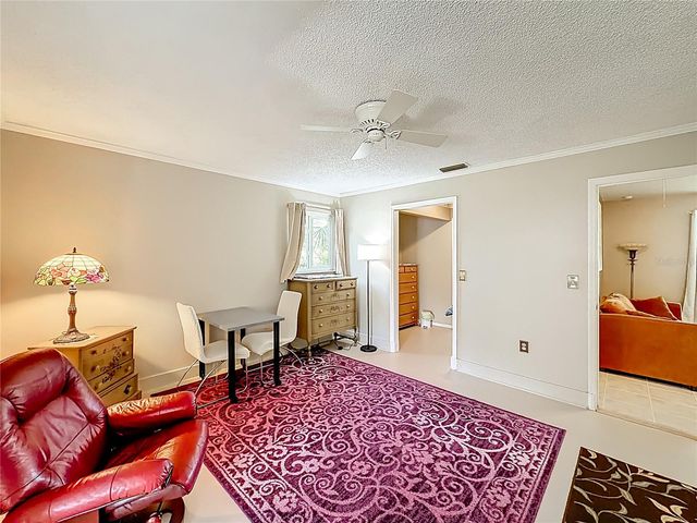 601 E SEMINOLE DRIVE, Venice, FL 34293