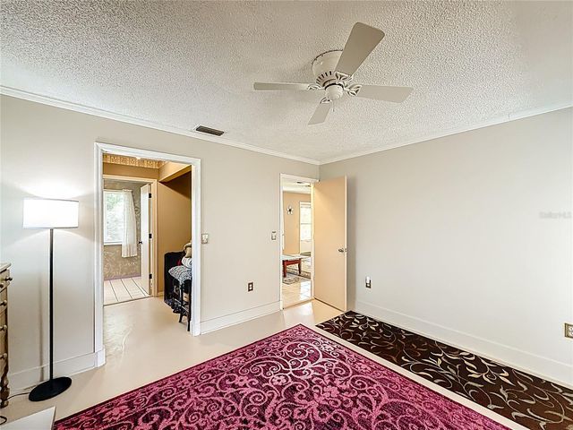 601 E SEMINOLE DRIVE, Venice, FL 34293