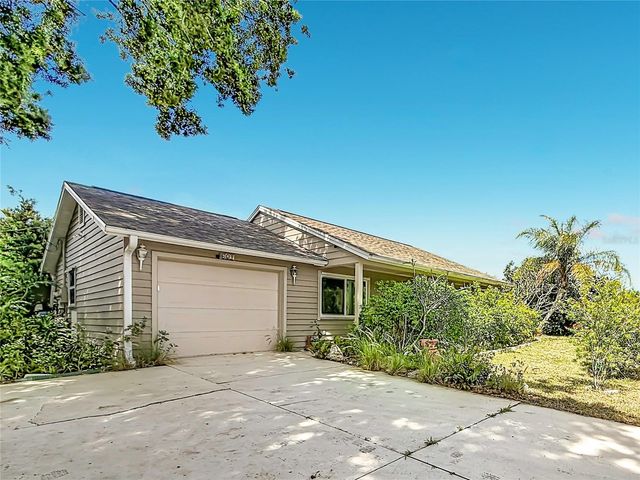 601 E SEMINOLE DRIVE, Venice, FL 34293