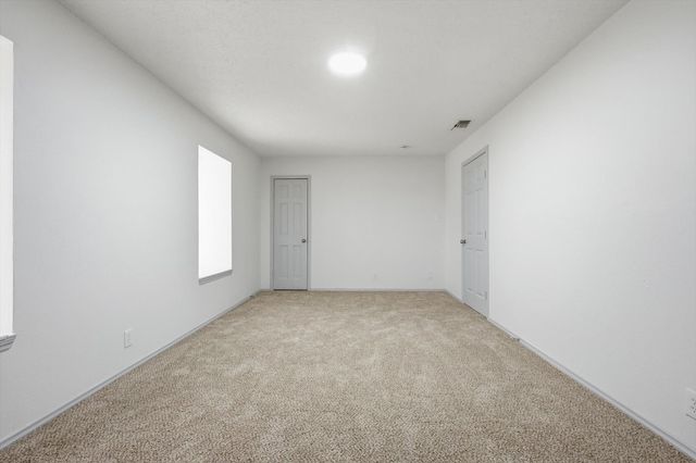 300 Leighton Drive, Terrell, TX 75160