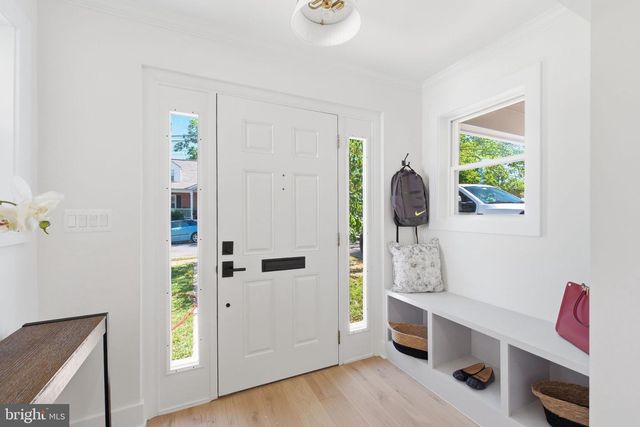 2709 12TH ST S, Arlington, VA 22204