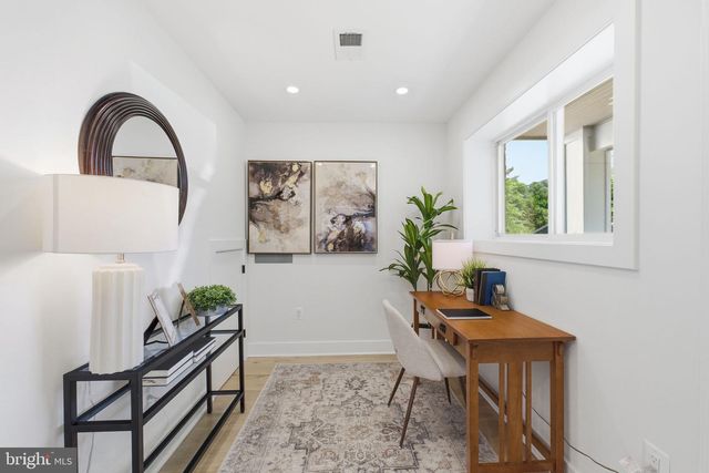 2709 12TH ST S, Arlington, VA 22204