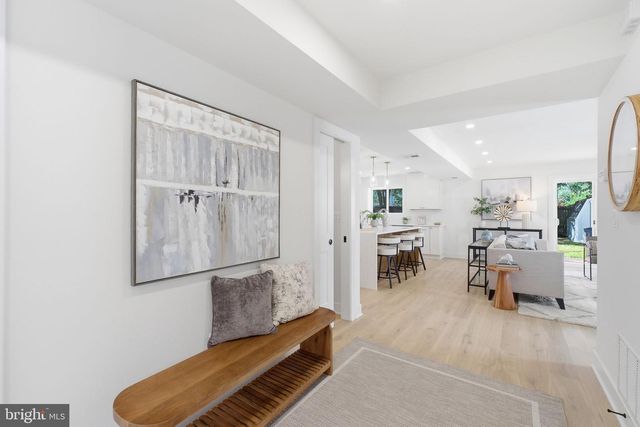 2709 12TH ST S, Arlington, VA 22204