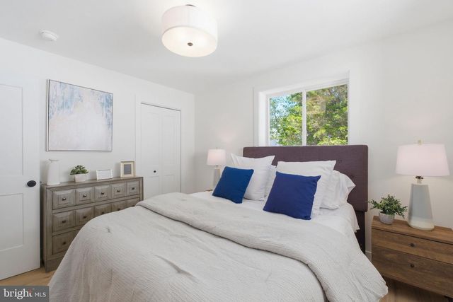2709 12TH ST S, Arlington, VA 22204