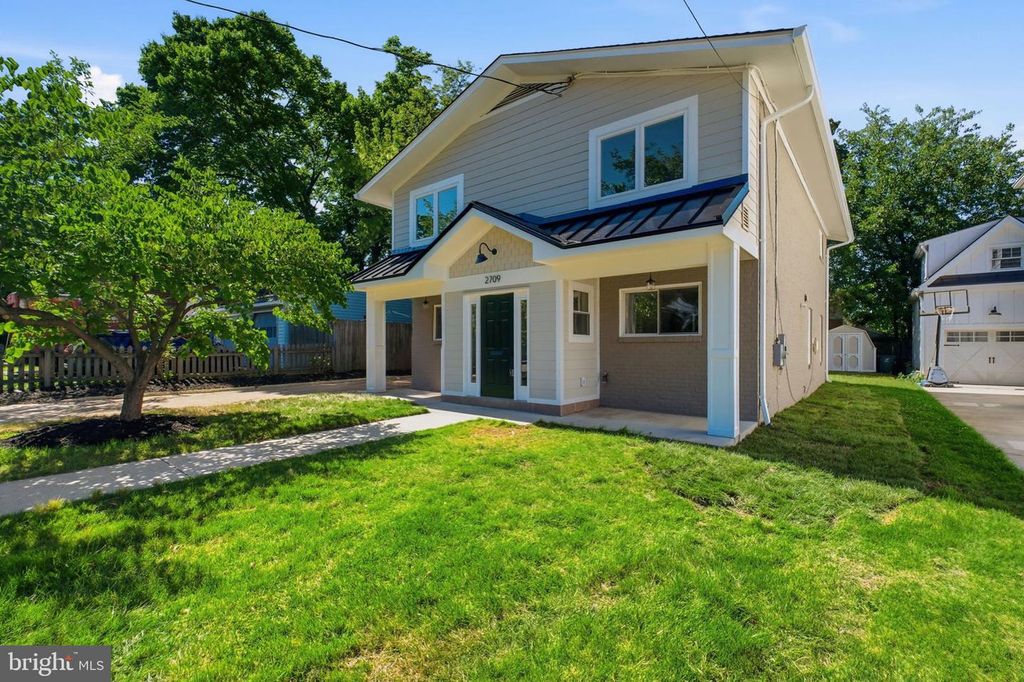 2709 12TH ST S, Arlington, VA 22204
