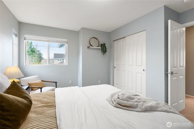 24471 SE 277th Court, Maple Valley, WA 98038