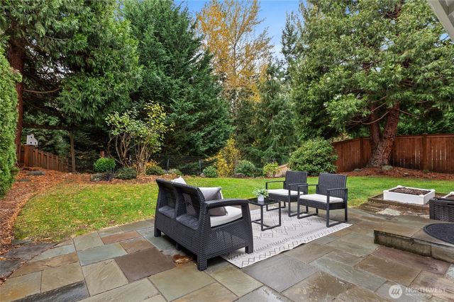 24471 SE 277th Court, Maple Valley, WA 98038