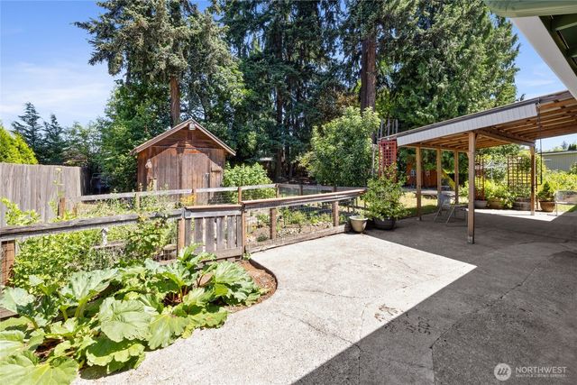 1622 SW 350th Street, Federal Way, WA 98023