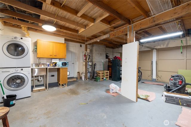 1622 SW 350th Street, Federal Way, WA 98023