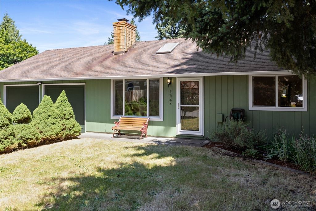 1622 SW 350th Street, Federal Way, WA 98023