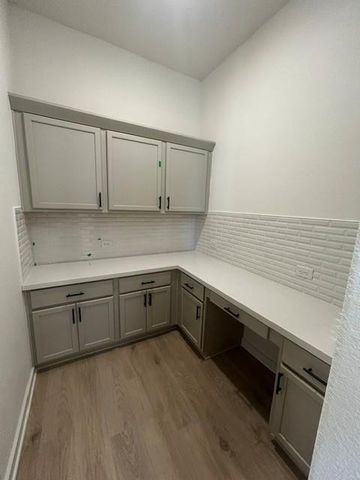 1117 Ellensburg DR, Georgetown, TX 78633