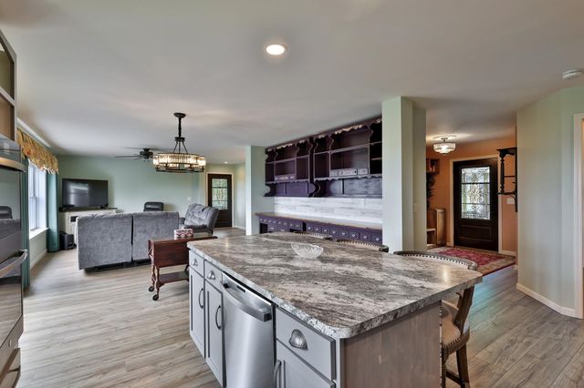 133 Rousseau Road, Royalton, VT 05068