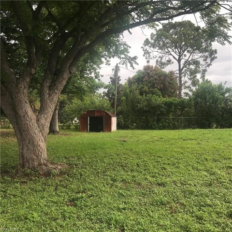 323 Ohio RD, Lehigh Acres, FL 33936