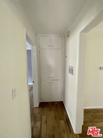 1517 Harvard Street 4, Santa Monica, CA 90404