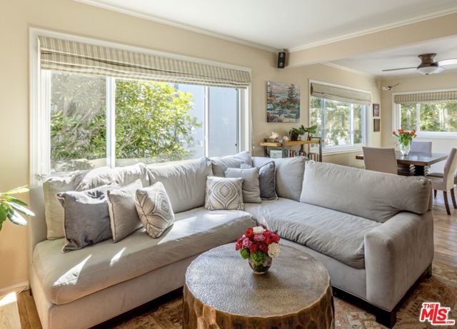 1517 Harvard Street 4, Santa Monica, CA 90404