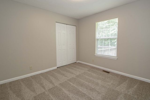 112 Grant Avenue, Oak Grove, KY 42262