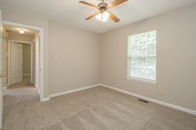 112 Grant Avenue, Oak Grove, KY 42262