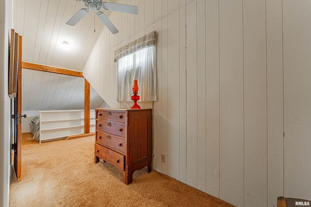 2125 700TH Street, Chestnut, IL 62518