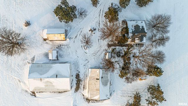 2125 700TH Street, Chestnut, IL 62518