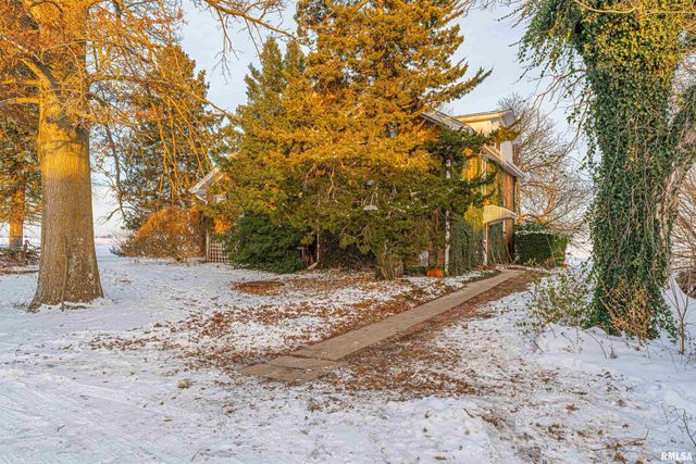 2125 700TH Street, Chestnut, IL 62518