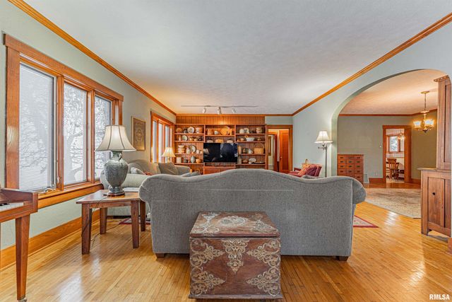 2125 700TH Street, Chestnut, IL 62518