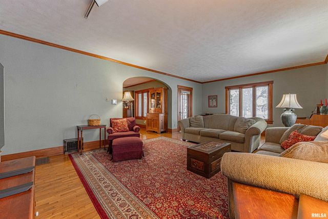 2125 700TH Street, Chestnut, IL 62518