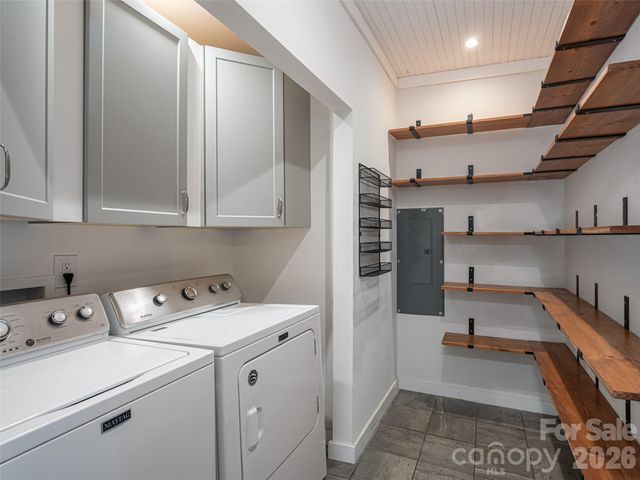 306 Mccoy Cove Road, Black Mountain, NC 28711