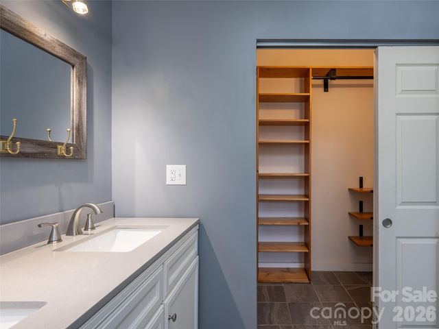 306 Mccoy Cove Road, Black Mountain, NC 28711
